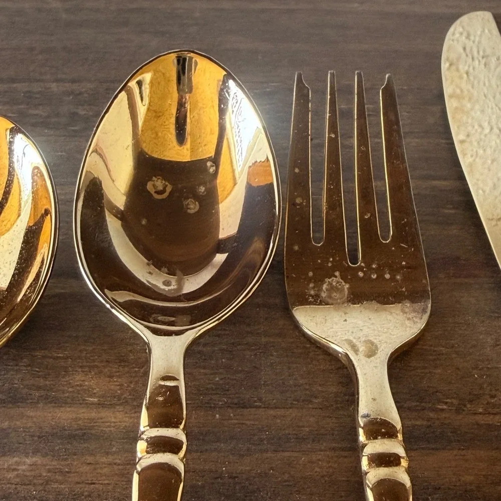 6pc WM Rogers & Son Gold Tone Flatware Spoon Fork Knives Replacement‎ China
